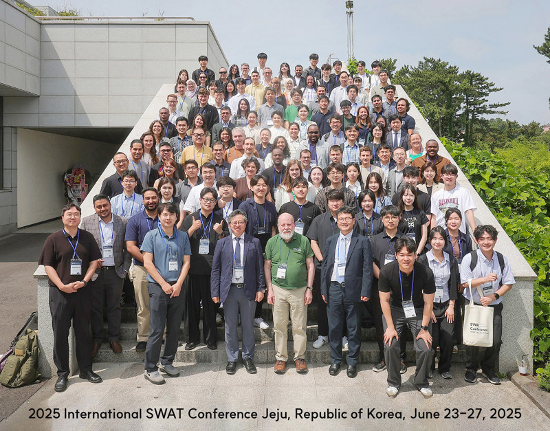 2025 Korea Group Photo